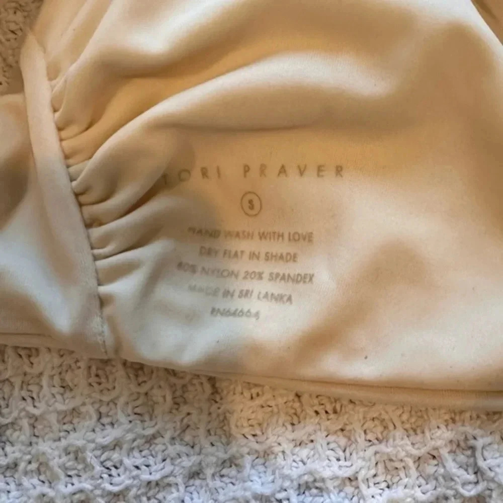 Tori Praver Deja Bikini Top in French Rose size small - Picture 4 of 4